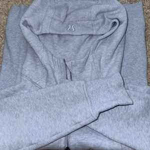 NWOT Lululemon Scuba Hoodie